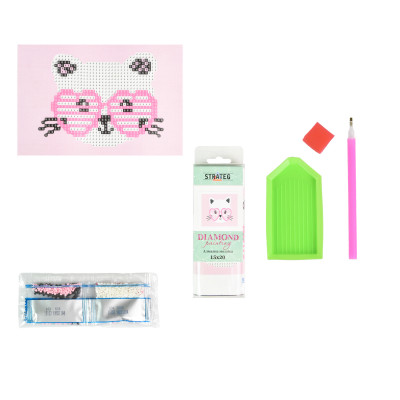 Алмазна мозаїка Strateg ПРЕМІУМ Кошеня в окулярах без підрамника розміром 10х15 см (YAB21184) Алмазна мозаїка Strateg ПРЕМІУМ Кошеня в окулярах без підрамника розміром 10х15 см (YAB21184)