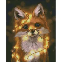 Алмазна картина Strateg ПРЕМІУМ Лисичка в гірлянді розміром 40х50 см (L-246)