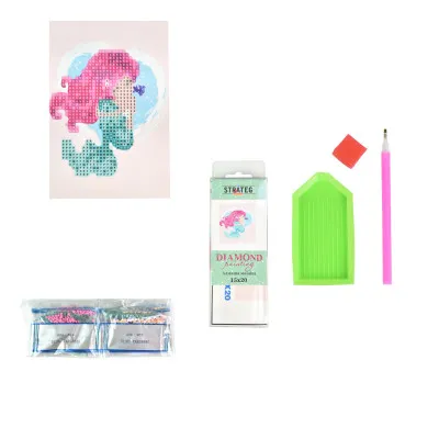 Алмазна мозаїка Strateg ПРЕМІУМ Симпатична русалонька без підрамника розміром 10х15 см (YAB28680) Алмазна мозаїка Strateg ПРЕМІУМ Симпатична русалонька без підрамника розміром 10х15 см (YAB28680)